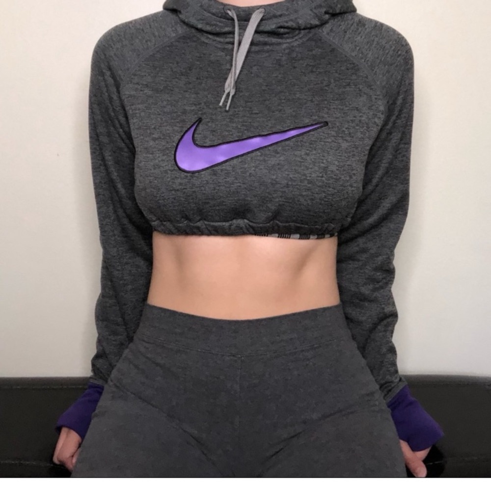 nike crop  top with hoodie